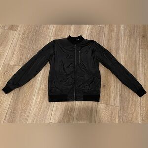 Men’s Sleek Black Bomber Jacket
